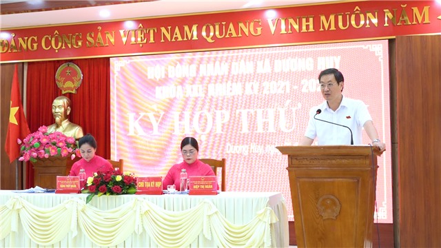 Phó Chủ tịch Thường trực HĐND thành phố dự kỳ họp thứ sáu HĐND xã Dương Huy