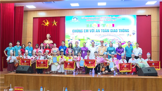 Trường Tiểu học Cẩm Bình và trường THCS Chu Văn An đoạt giải Nhất hội thi “Chúng em với an toàn giao thông” năm 2023