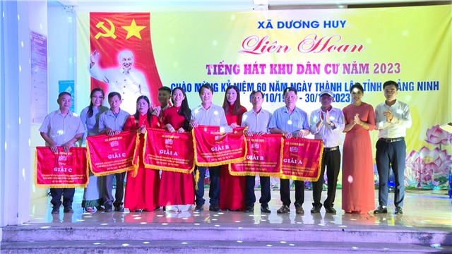 Liên hoan Tiếng hát khu dân cư xã Dương Huy năm 2023